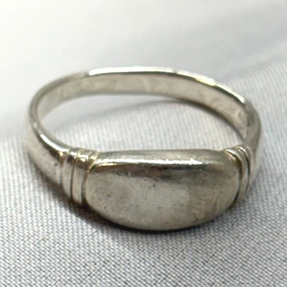 Unbranded Signet Ring Unisex Size 6 Silver Good 925 Sterling Ribbed Detail